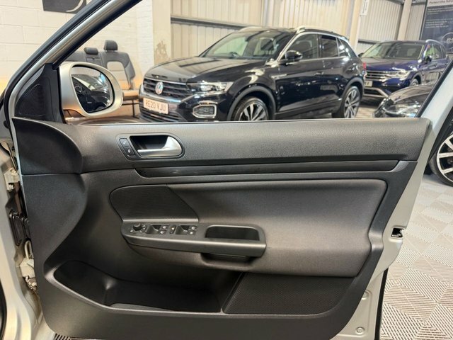 Volkswagen Golf 1.6 Tdi Match Euro 5 Silver #13