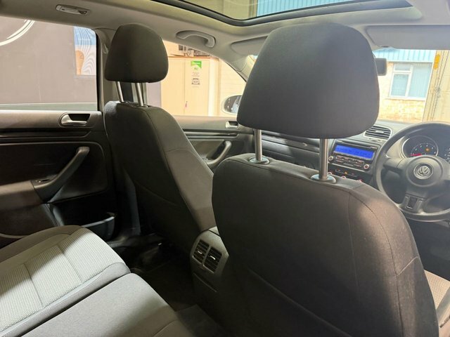Volkswagen Golf 1.6 Tdi Match Euro 5 Silver #19