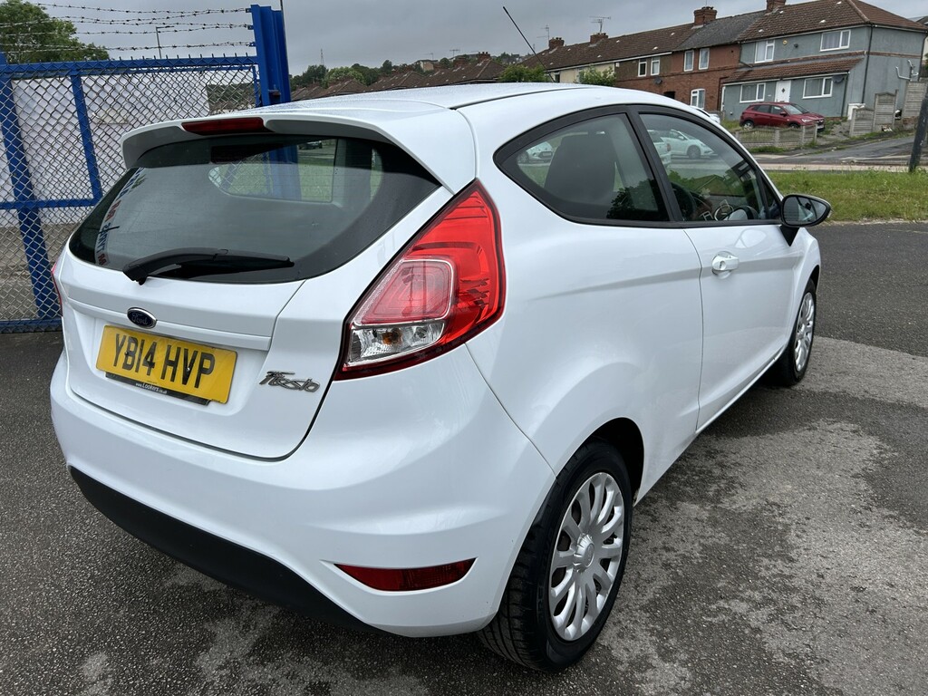Ford Fiesta Hatchback 1.2 Style 2014 YB14HVP White #4