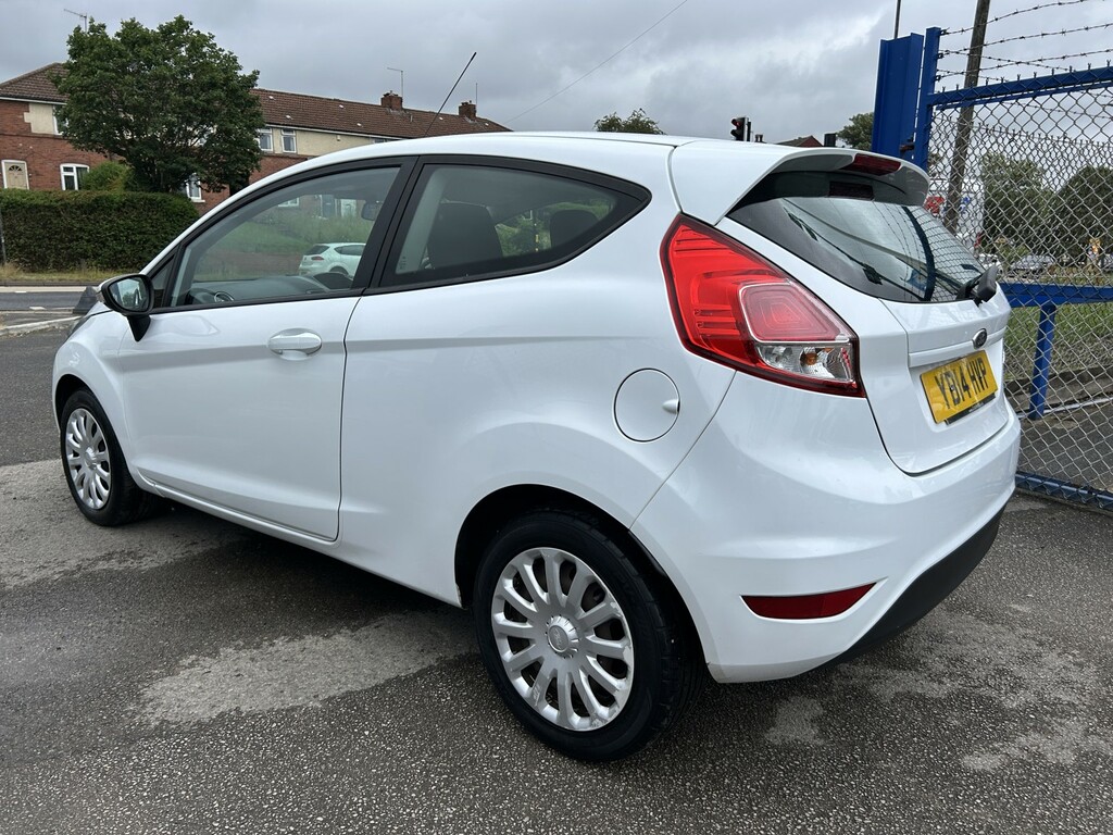 Ford Fiesta Hatchback 1.2 Style 2014 YB14HVP White #3