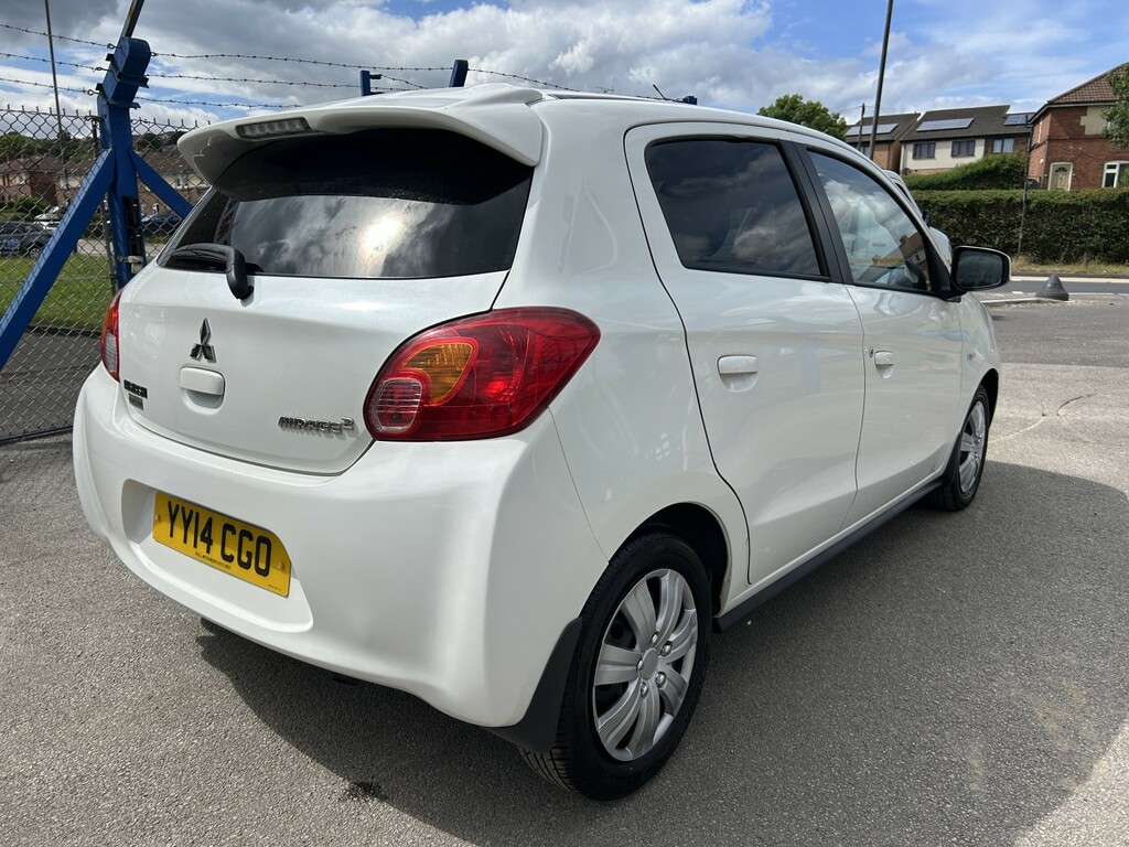 Mitsubishi Mirage Hatchback 1.2 2 2014 White #4