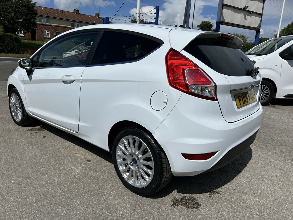 Ford Fiesta Hatchback 1.5 Tdci Titanium 2015 FD15FOA White #3