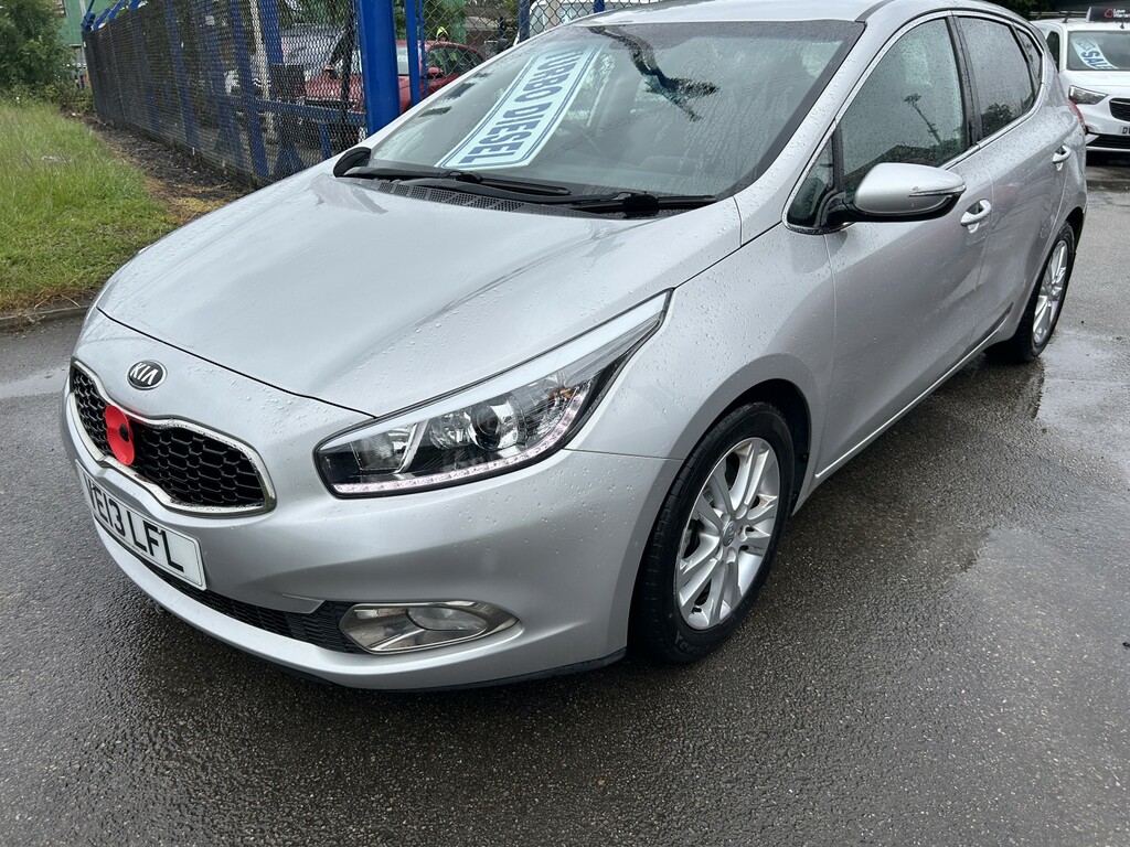 Kia Ceed 1.6 Crdi Ecodynamics 3 Silver #2