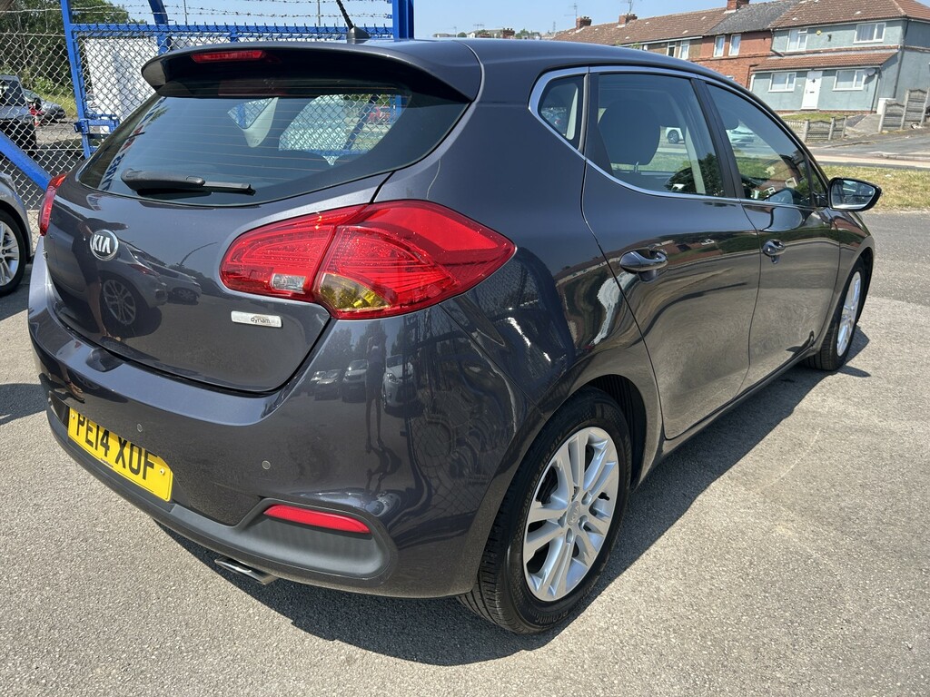 Kia Ceed 1.6 Crdi Ecodynamics 2 Silver #4