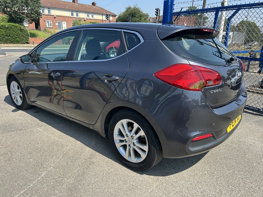 Kia Ceed 1.6 Crdi Ecodynamics 2 Silver #3