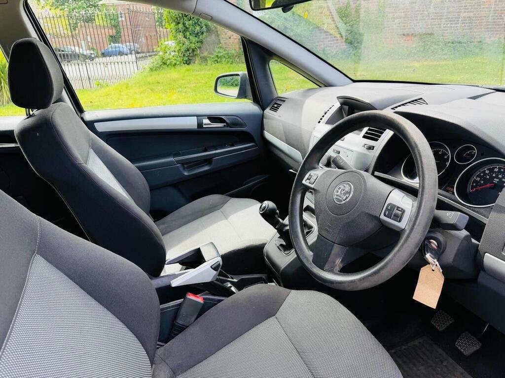 Vauxhall Zafira Active Plus Cdti Black #11