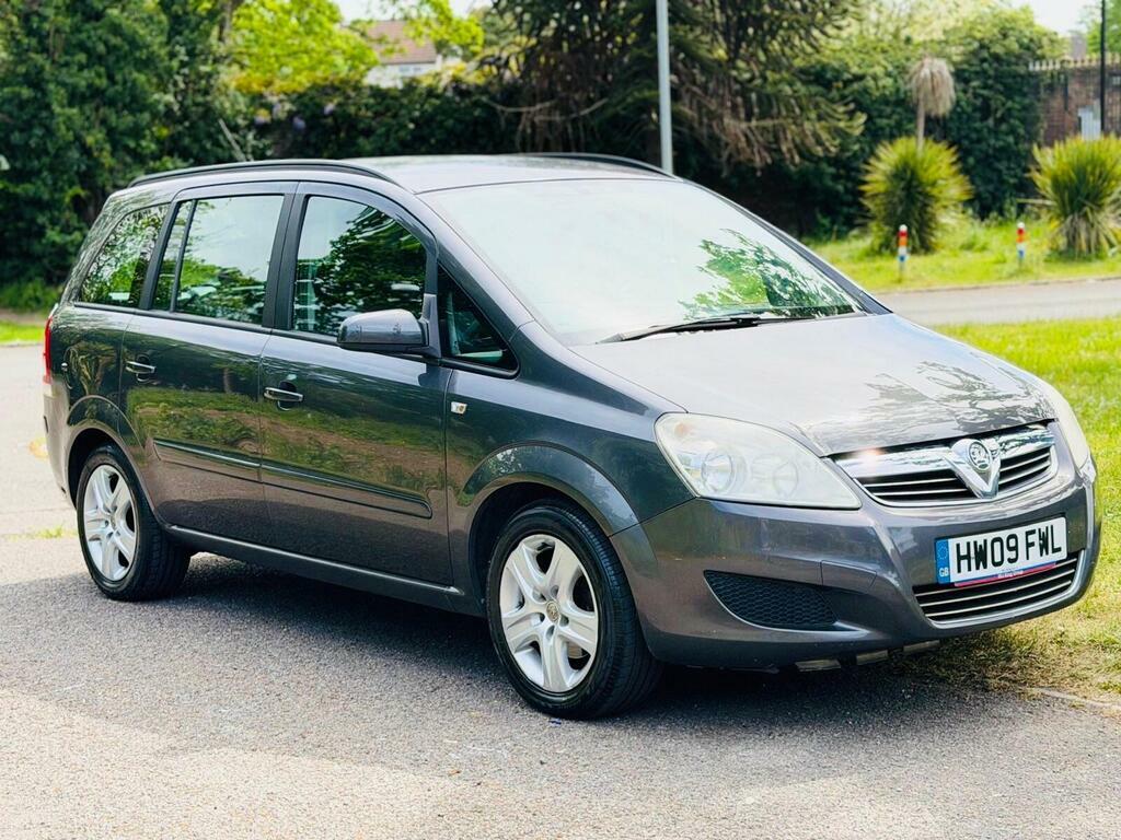Vauxhall Zafira Active Plus Cdti Black #1