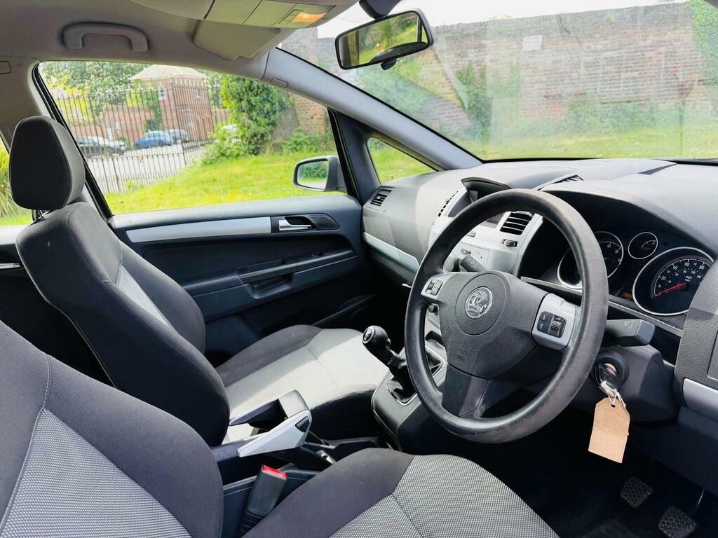 Vauxhall Zafira Active Plus Cdti Black #16