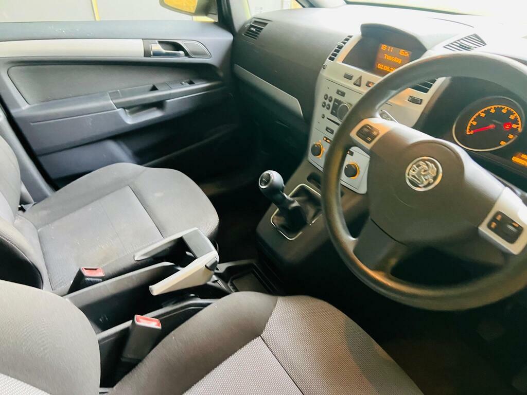 Vauxhall Zafira Active Plus Cdti Black #41