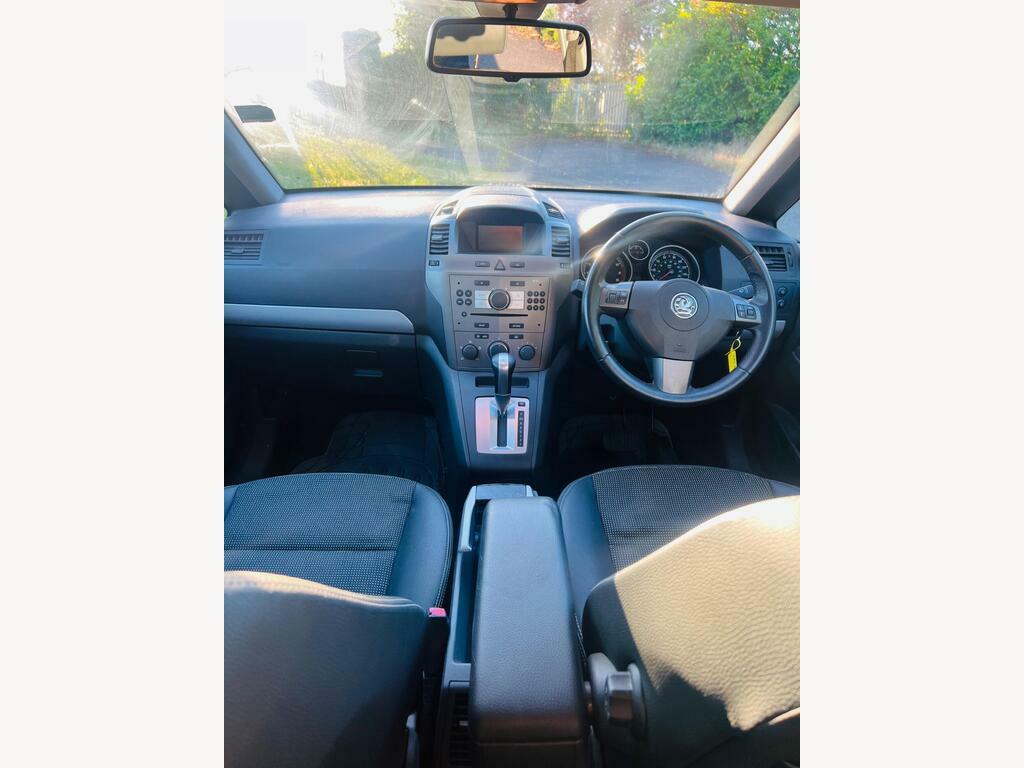 Vauxhall Zafira  Black #32