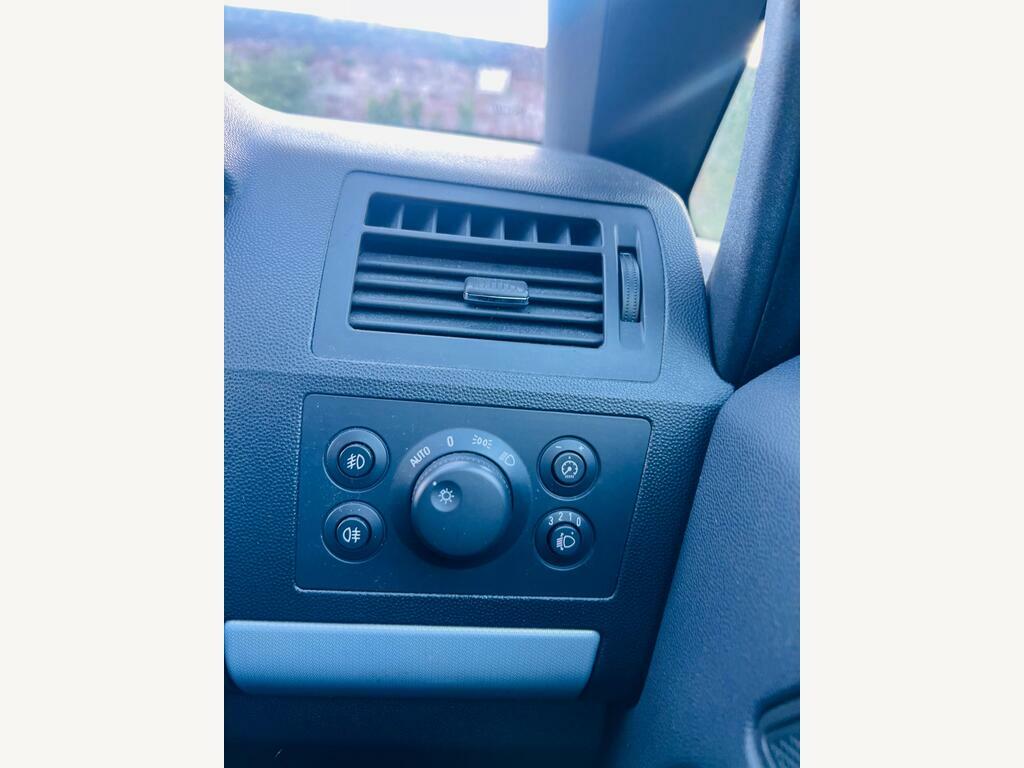 Vauxhall Zafira  Black #46