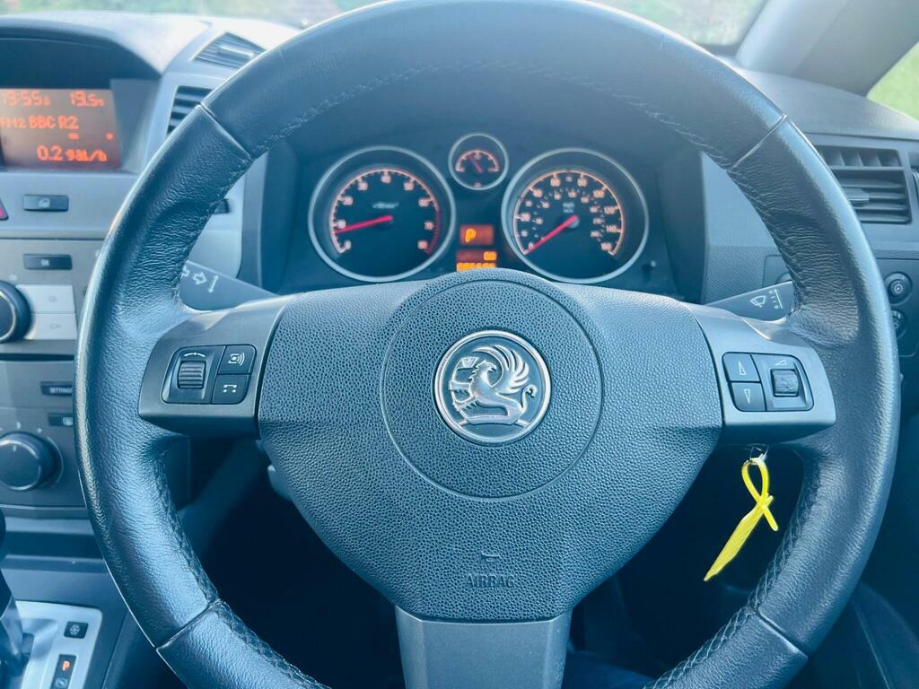 Vauxhall Zafira  Black #48