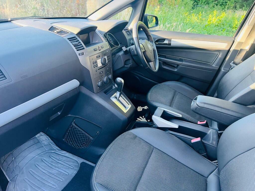 Vauxhall Zafira  Black #12