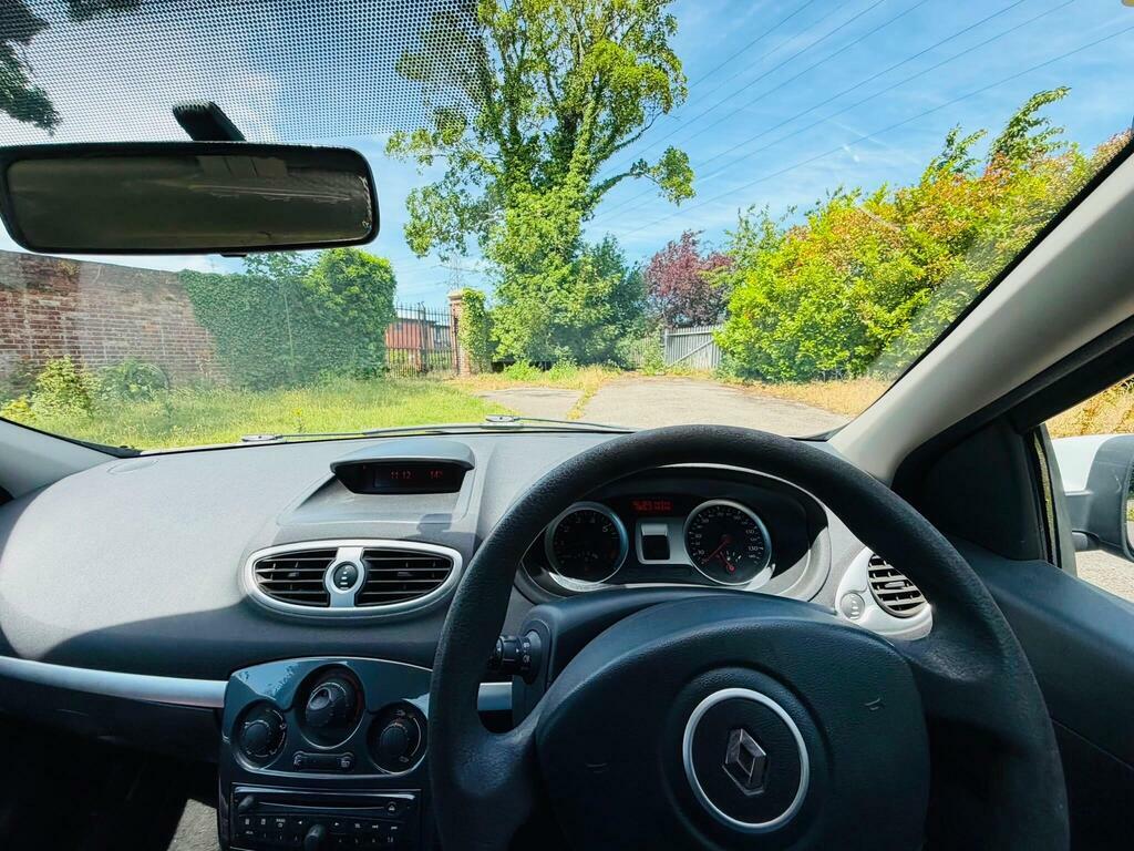 Renault Clio 1.1L Bizu 75 Bhp Black #41