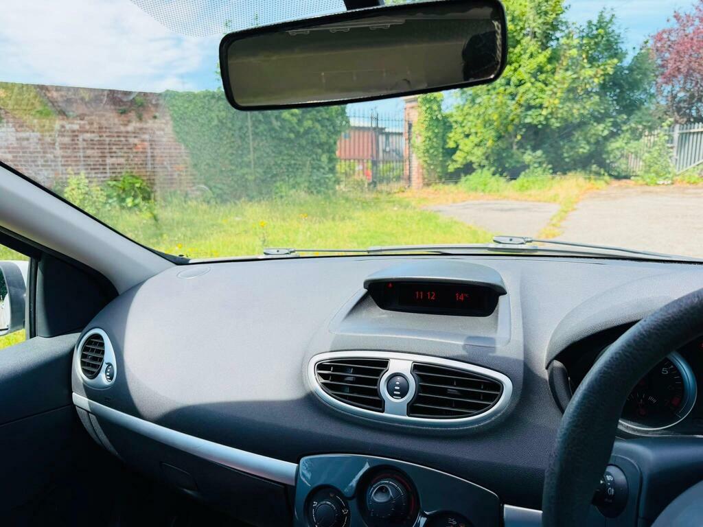 Renault Clio 1.1L Bizu 75 Bhp Black #32