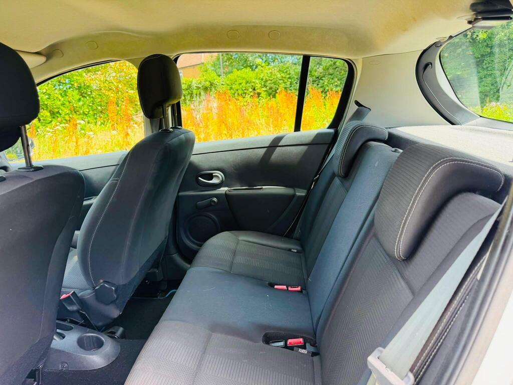 Renault Clio 1.1L Bizu 75 Bhp Black #25