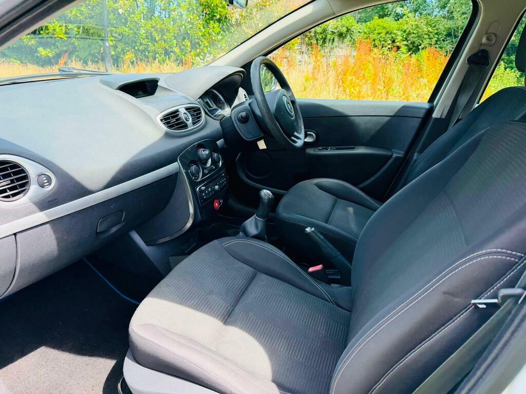 Renault Clio 1.1L Bizu 75 Bhp Black #27