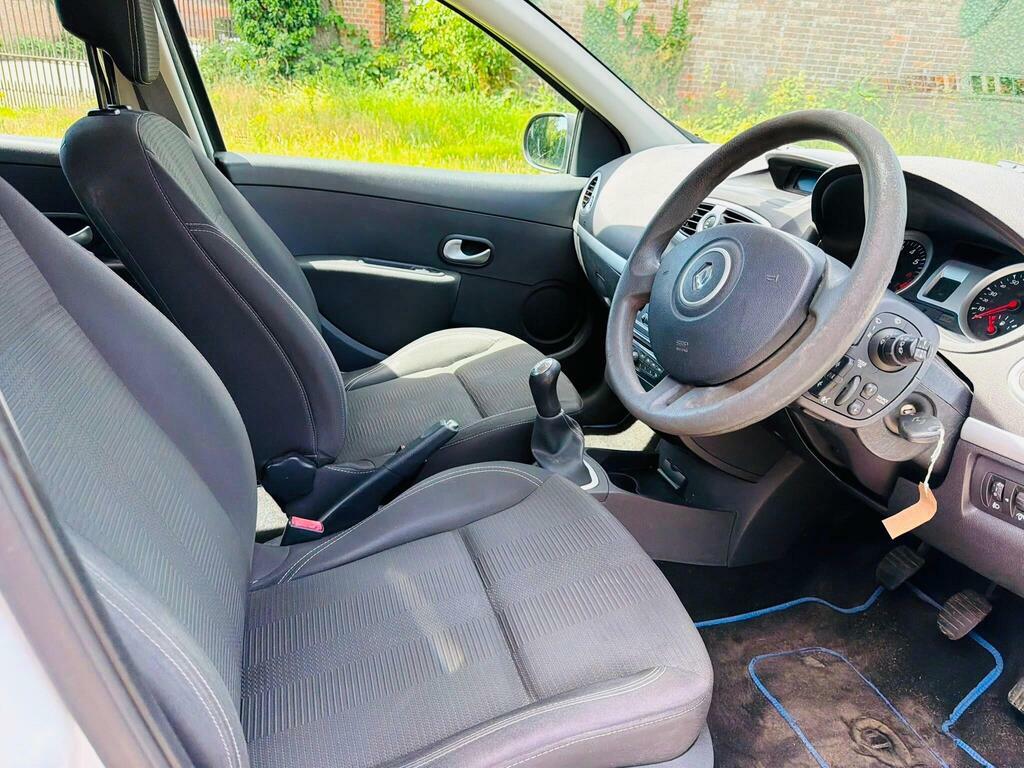 Renault Clio 1.1L Bizu 75 Bhp Black #15