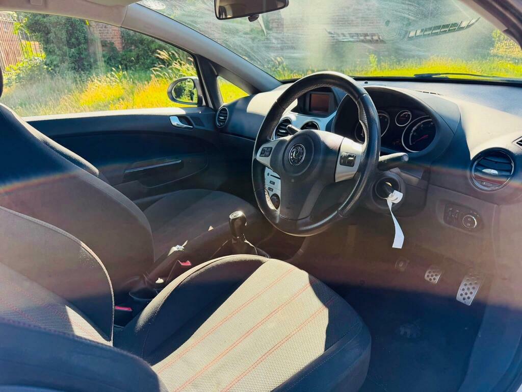 Vauxhall Corsa 1.2I 16V Sxi Black #15