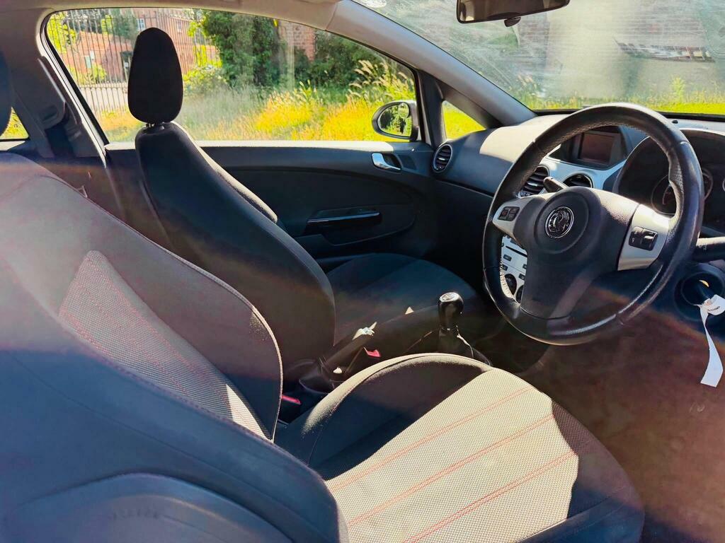 Vauxhall Corsa 1.2I 16V Sxi Black #14