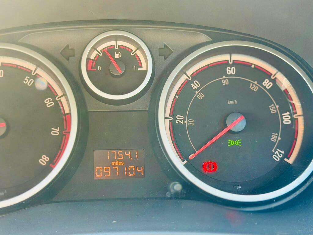 Vauxhall Corsa 1.2I 16V Sxi Black #47