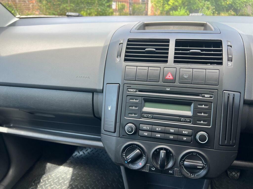 Volkswagen Polo 1.2 E 54 Bhp Silver #34