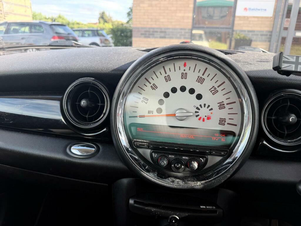 Mini Hatch 1.6 Cooper S Euro Silver #25