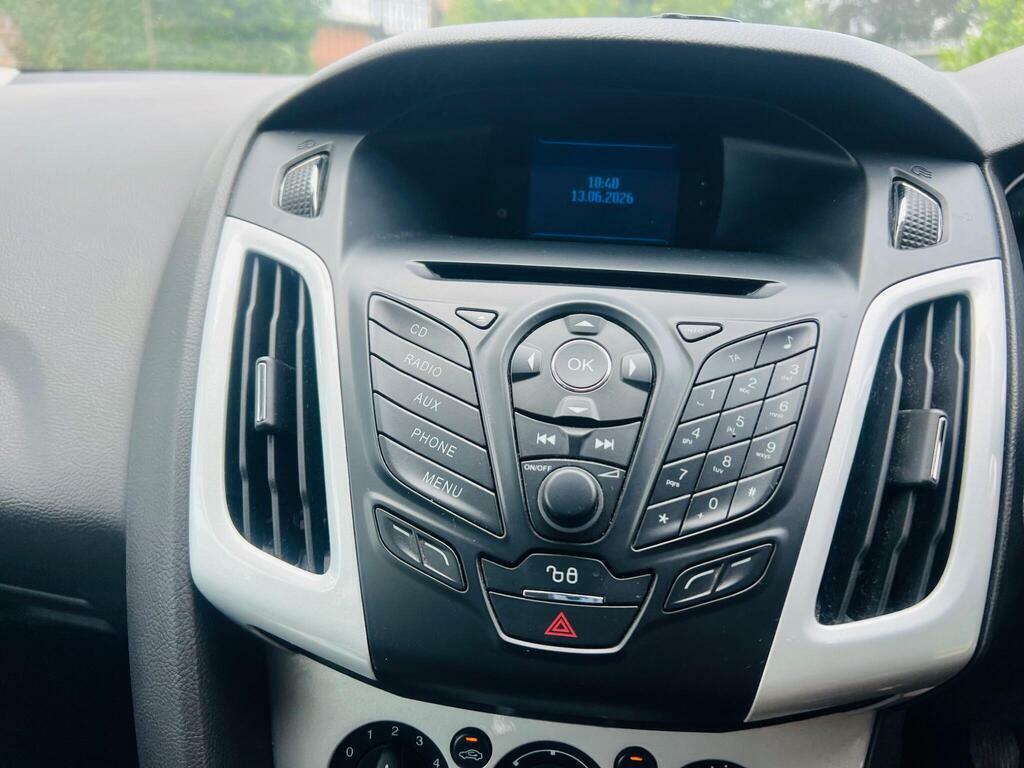 Ford Focus Hatchback 1.6 Zetec Euro 5 201261 Silver #38
