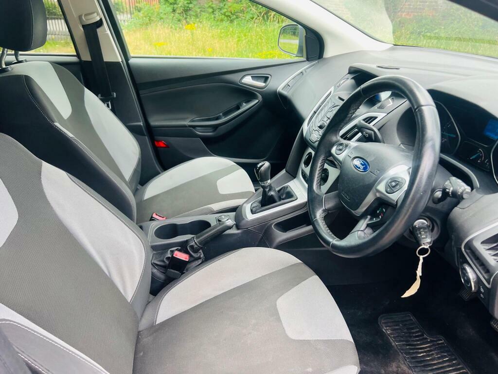 Ford Focus Hatchback 1.6 Zetec Euro 5 201261 Silver #34