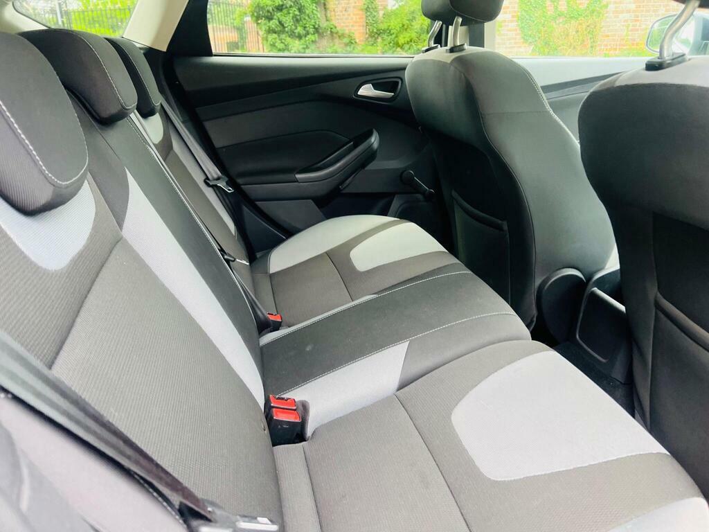 Ford Focus Hatchback 1.6 Zetec Euro 5 201261 Silver #23