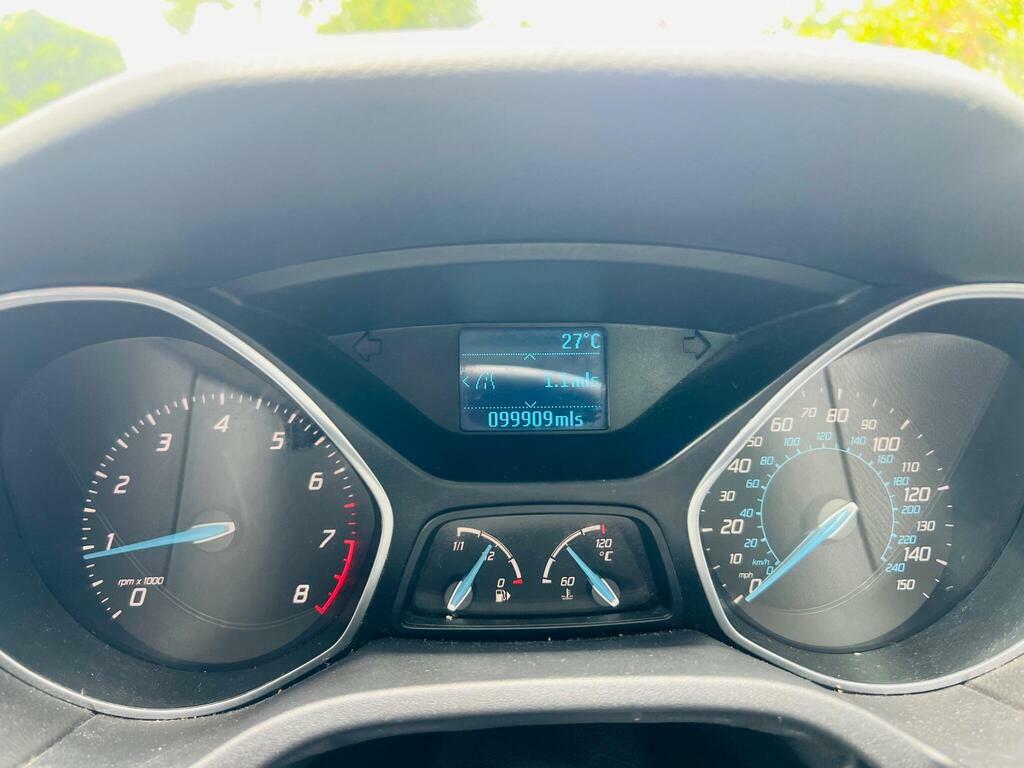 Ford Focus Hatchback 1.6 Zetec Euro 5 201261 Silver #49