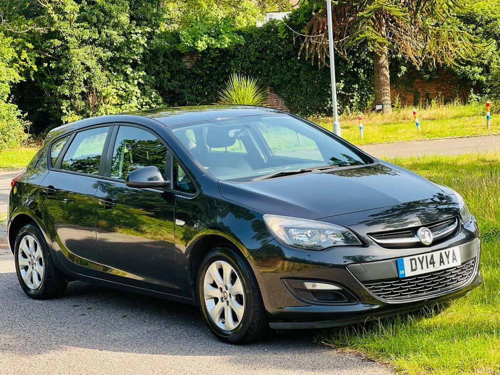 Vauxhall Astra 1.6 16V Design Euro 5 Black #2