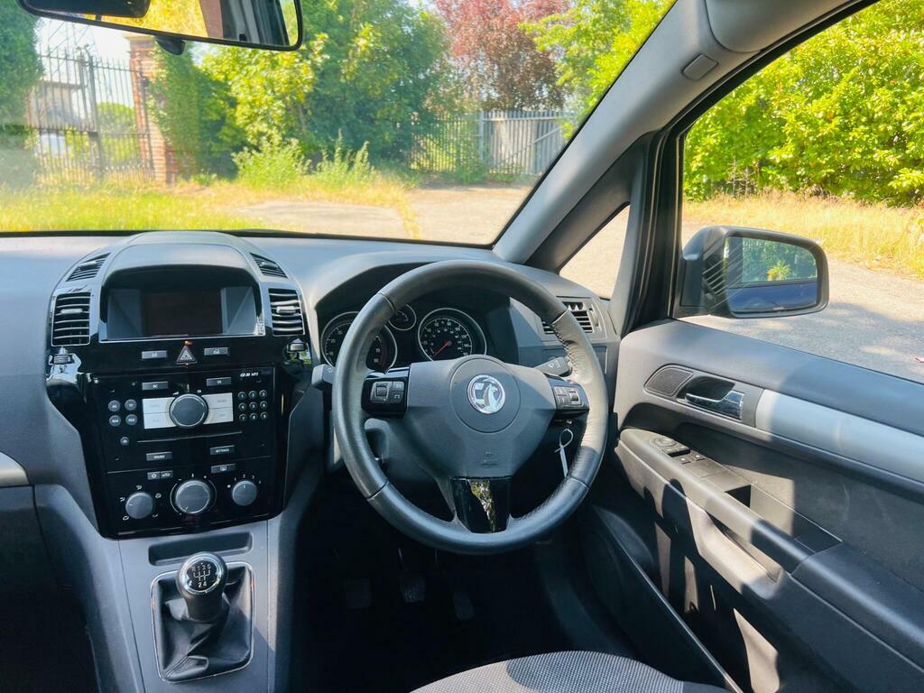 Vauxhall Zafira 1.4 Sri 138 Bhp White #31