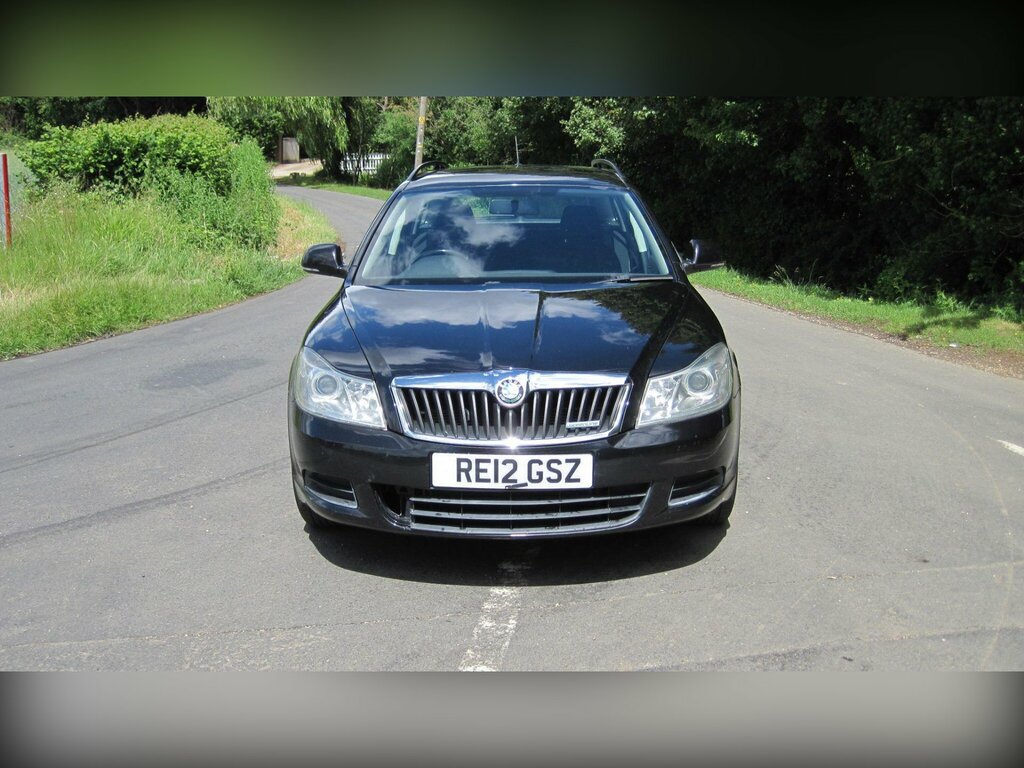 Skoda Octavia Hatchback Grey #4
