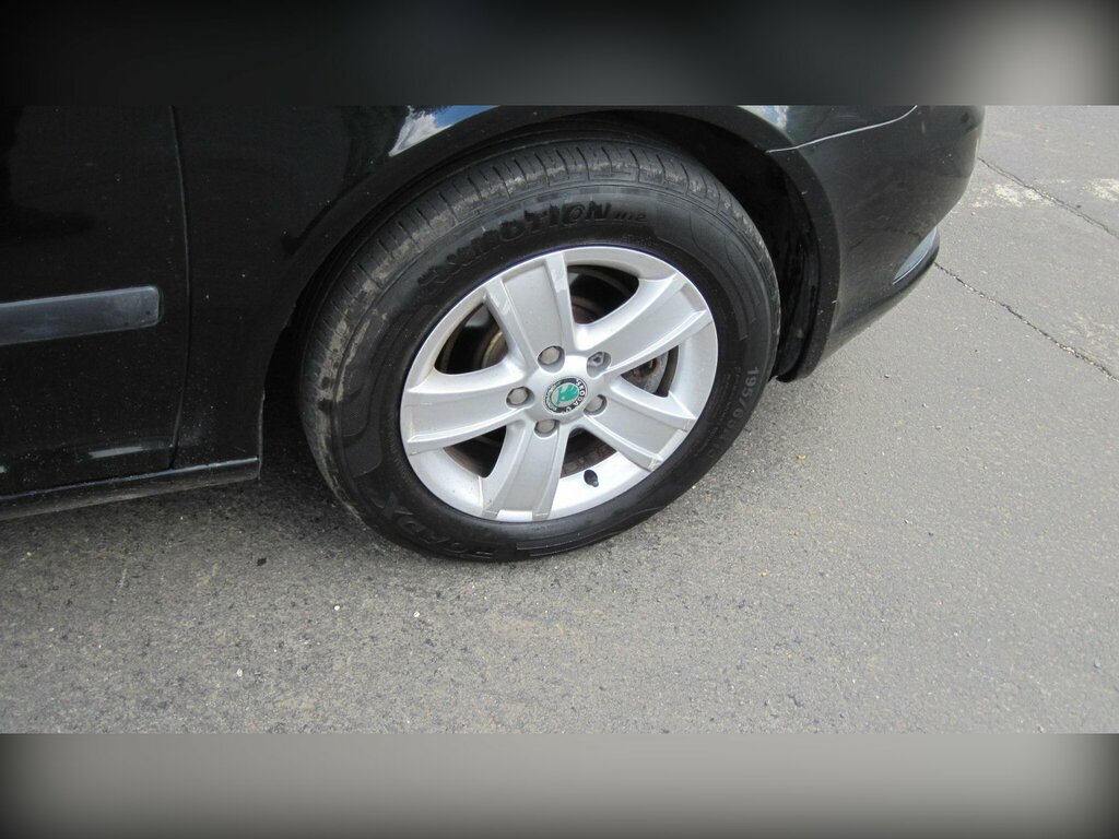 Skoda Octavia Hatchback Grey #22