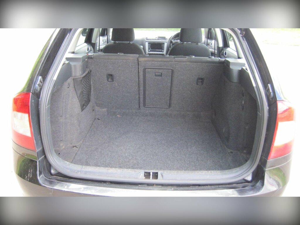 Skoda Octavia Hatchback Grey #17