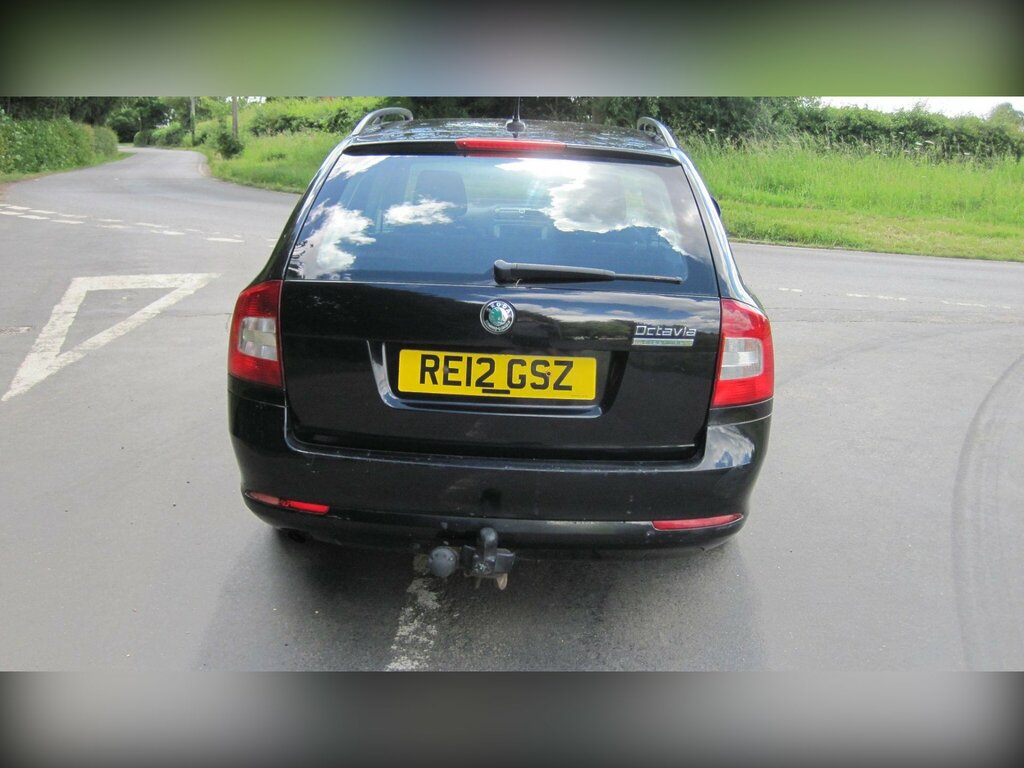 Skoda Octavia Hatchback Grey #16