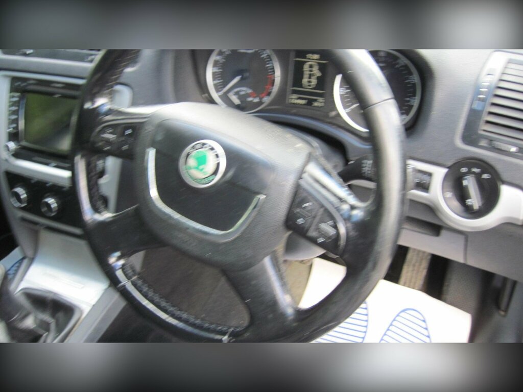 Skoda Octavia Hatchback Grey #25