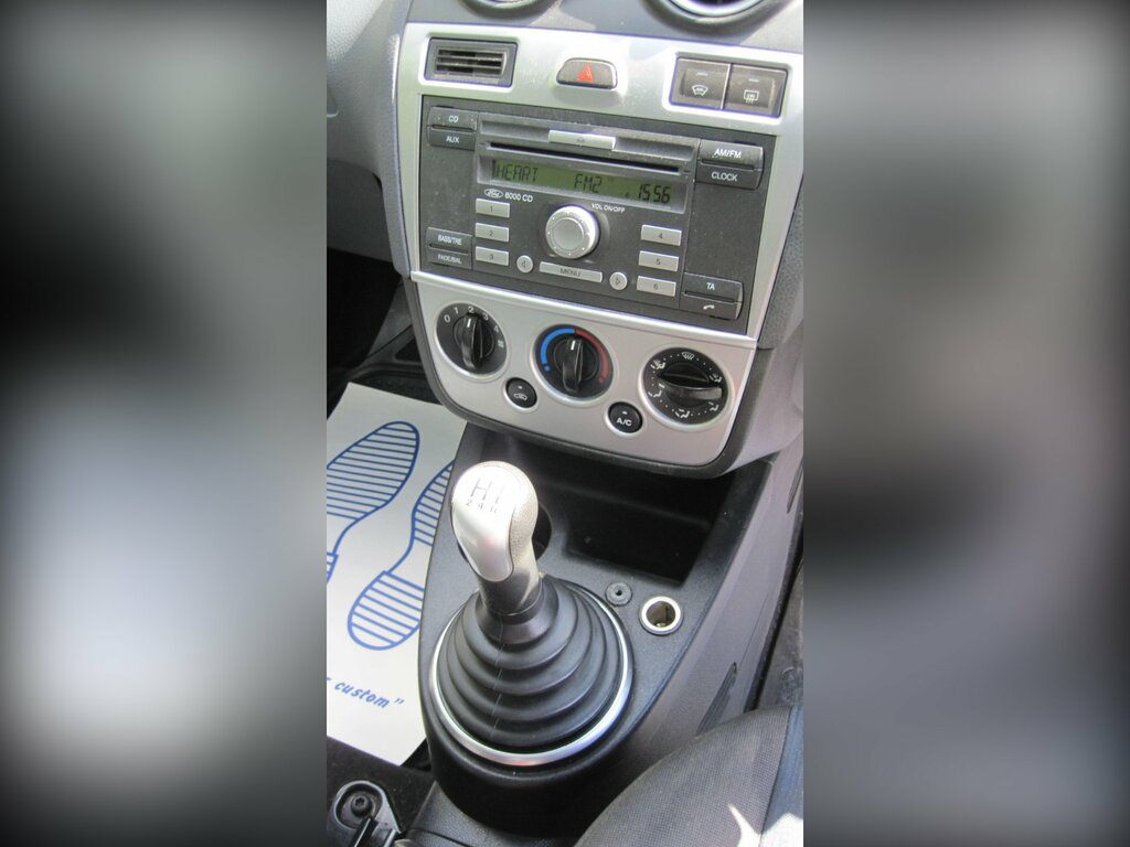 Ford Fiesta Hatchback Black #20