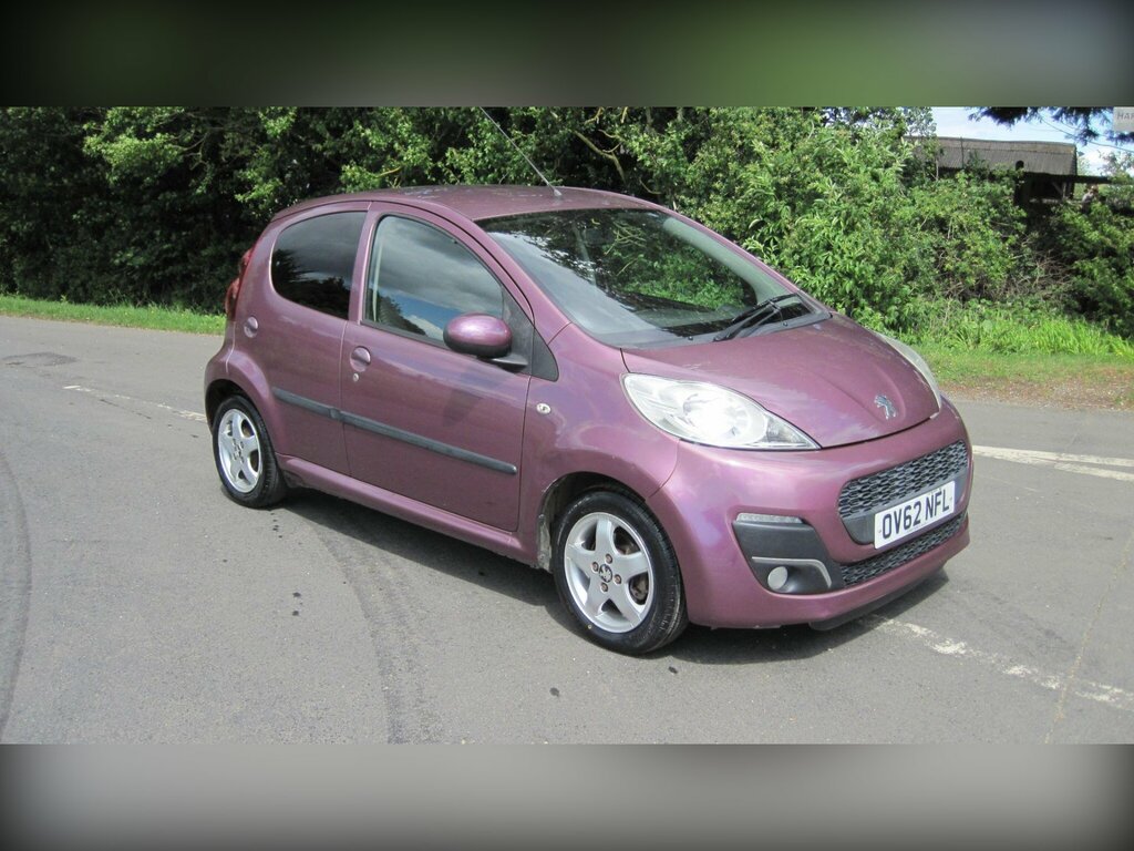 Peugeot 107 1.0 12V Allure Euro 5 Purple