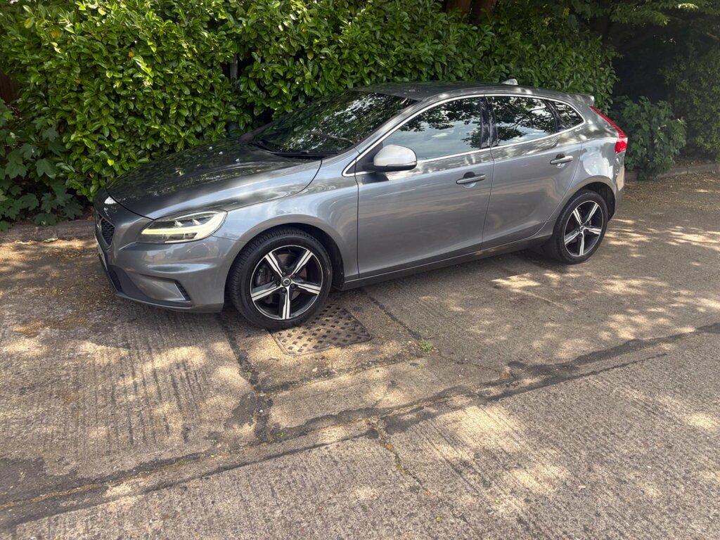 Volvo V40 2.0 D4 R-design Euro 6 Ss Grey
