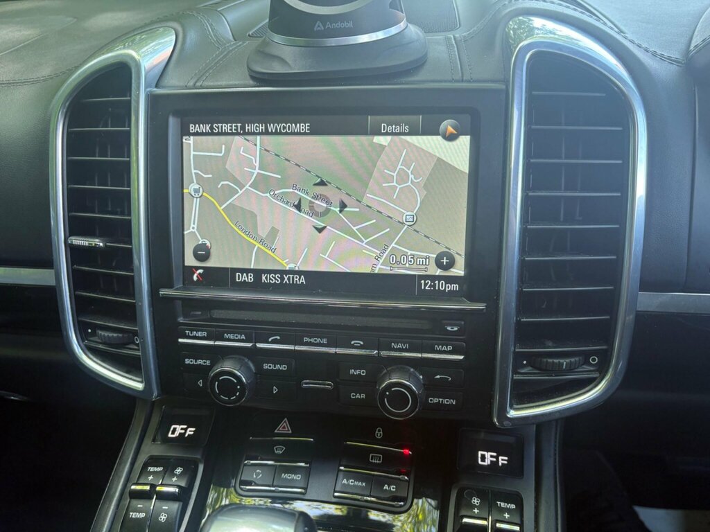 Porsche Cayenne D V6 Tiptronic Red #31