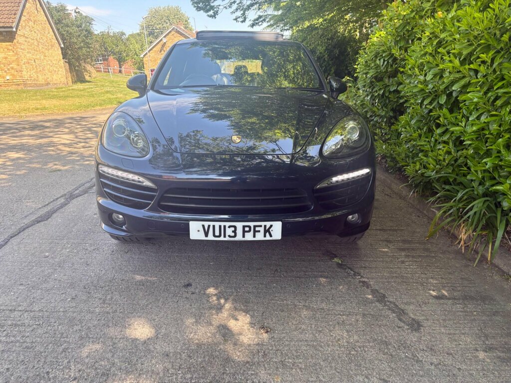 Porsche Cayenne D V6 Tiptronic Red #43
