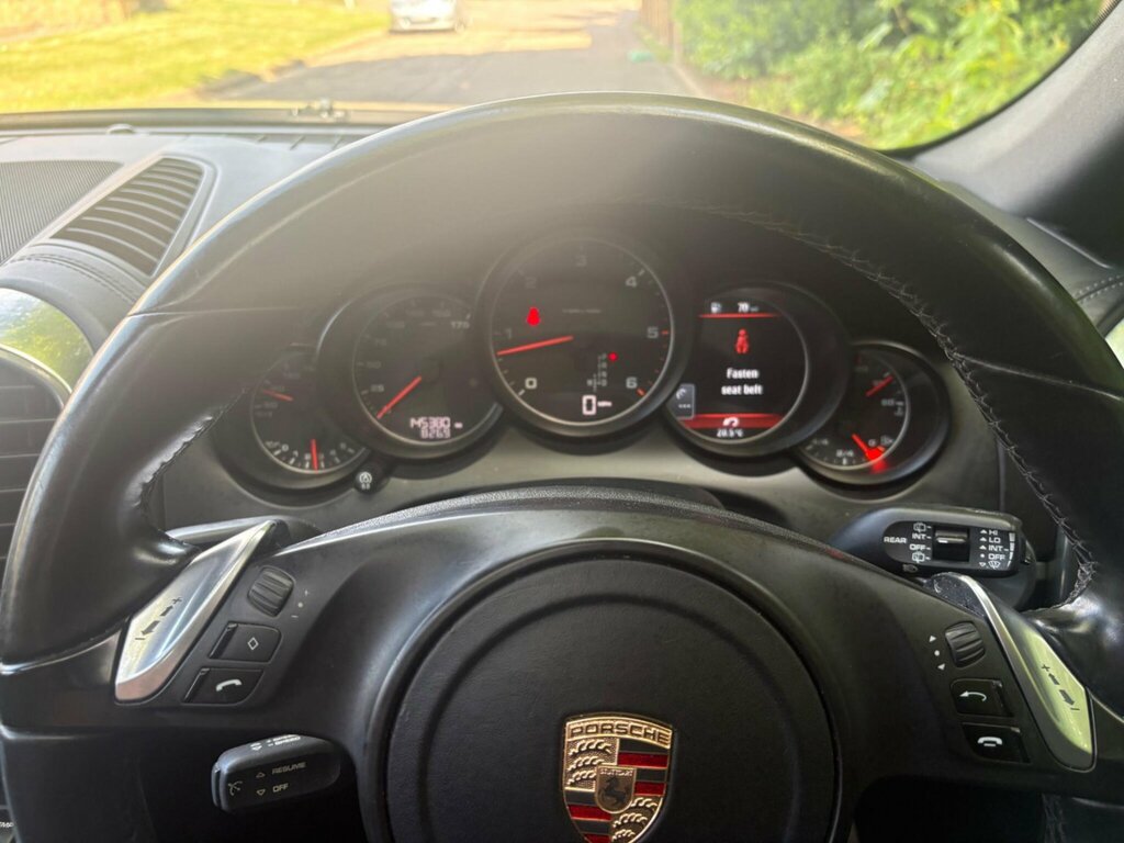 Porsche Cayenne D V6 Tiptronic Red #34
