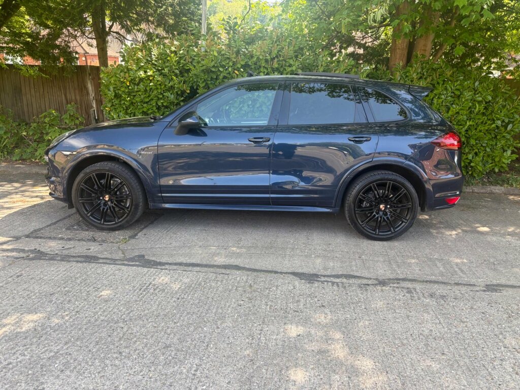 Porsche Cayenne D V6 Tiptronic Red #7