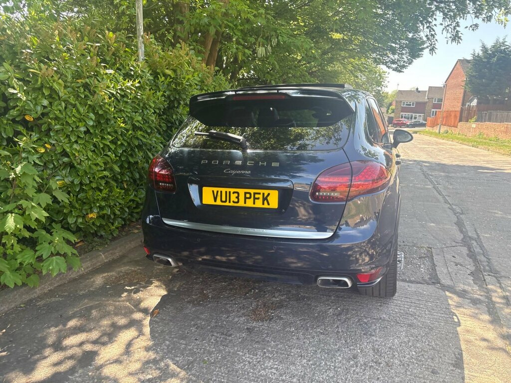 Porsche Cayenne D V6 Tiptronic Red #9