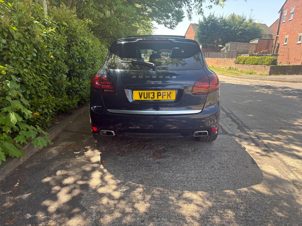 Porsche Cayenne D V6 Tiptronic Red #10