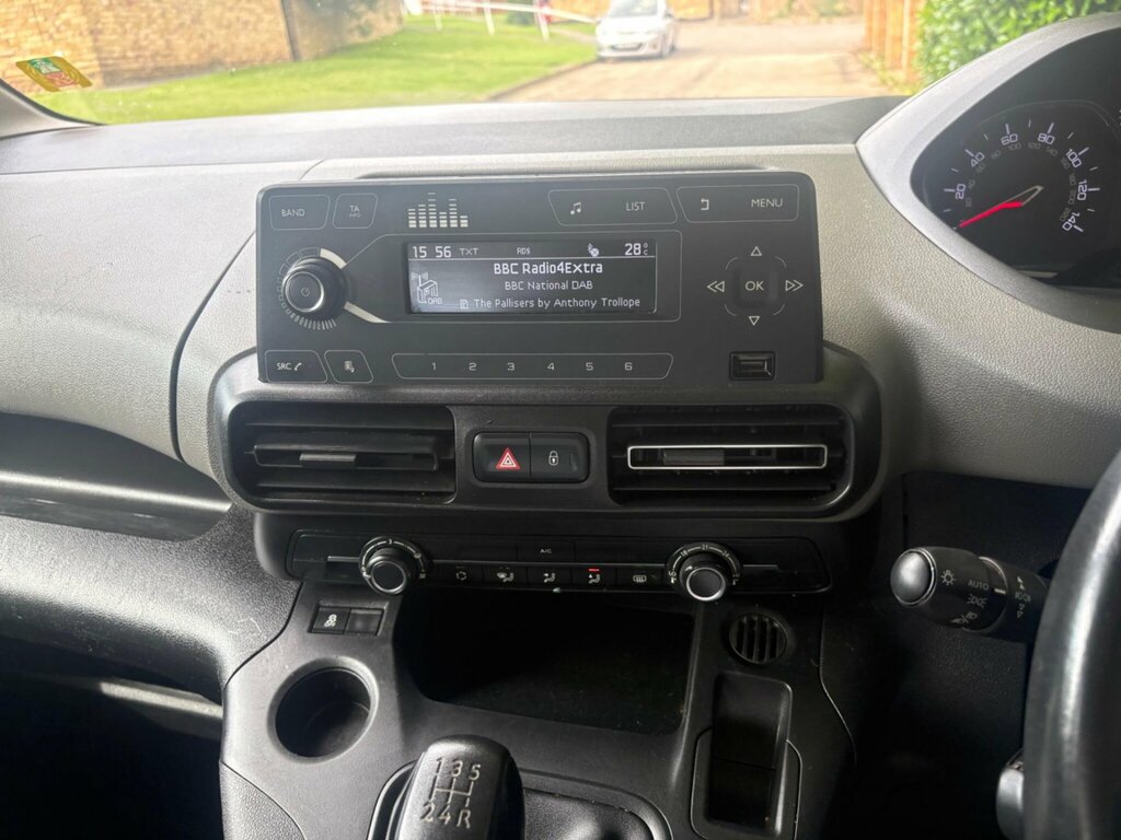 Peugeot Rifter Active Grey #37
