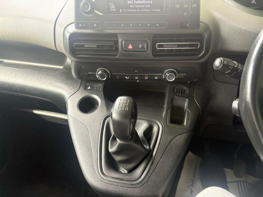 Peugeot Rifter Active Grey #38
