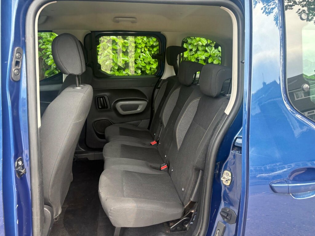 Peugeot Rifter Active Grey #19
